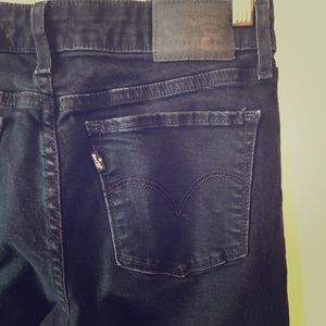 Levi’s 711 black skinny jeans